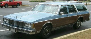2nd-Oldsmobile-Custom-Cruiser-320x138.jpg